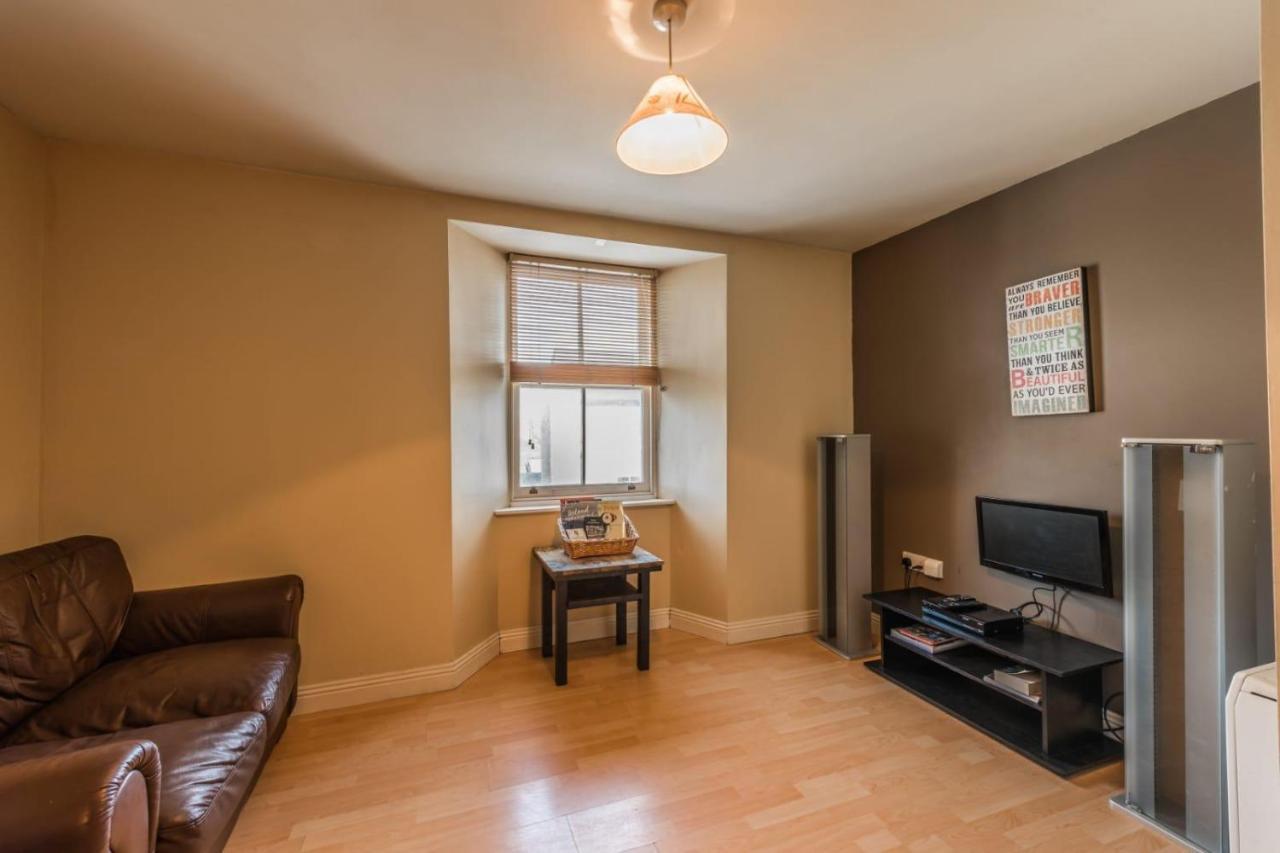 Walshs Apartment 4 韦斯特波特 外观 照片